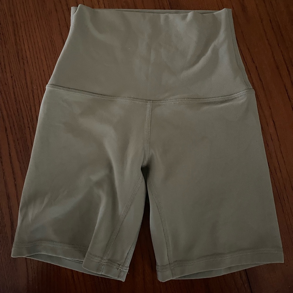 Lululemon align biker shorts